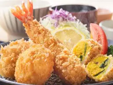 大海老フライ1本、大粒かきフライ2個